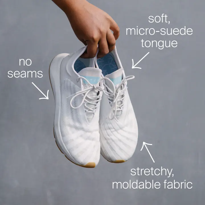Saysh callout ad: soft micro-suede tongue, no seams, moldable fabric